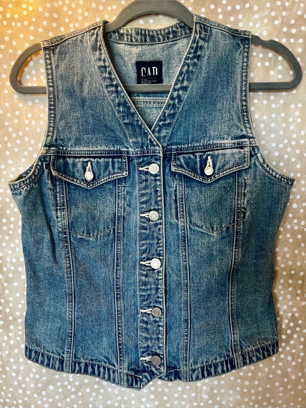 Vintage Gap Denim Vest Blue Wash Button Front Cinch Back 90s Y2K women’s Medium